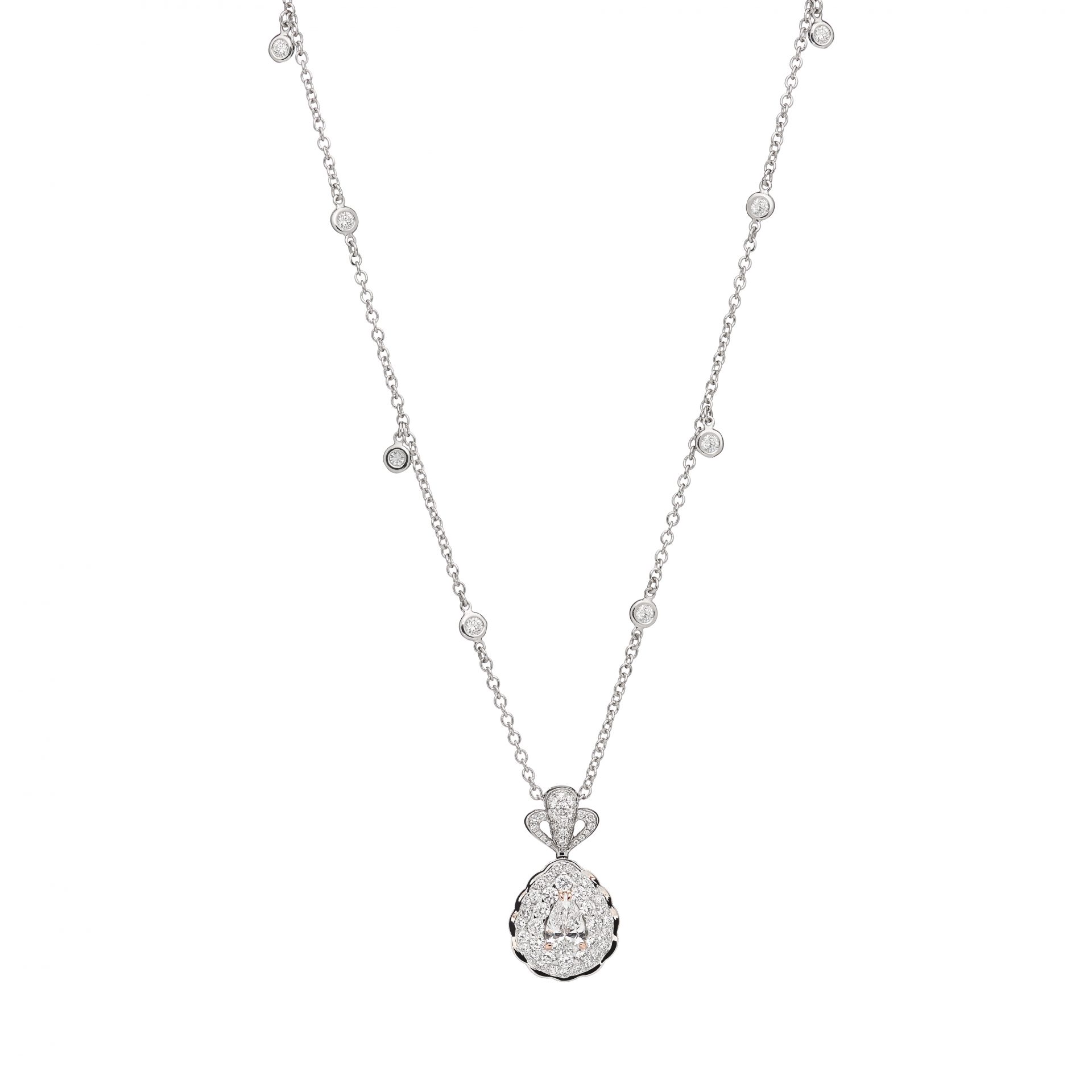 La Broderie Blanche Short Necklace
