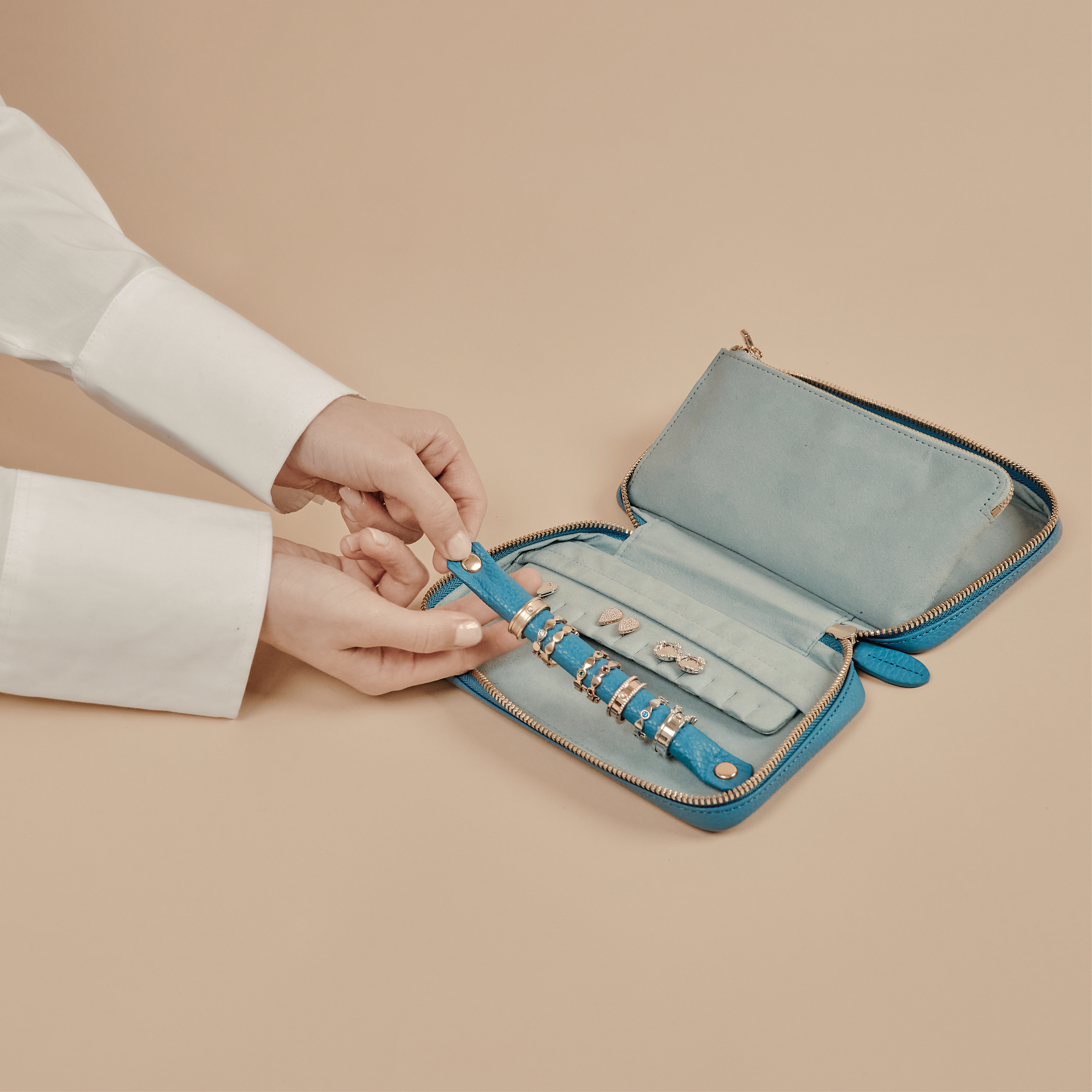 TRAVELCASE_1000PX3