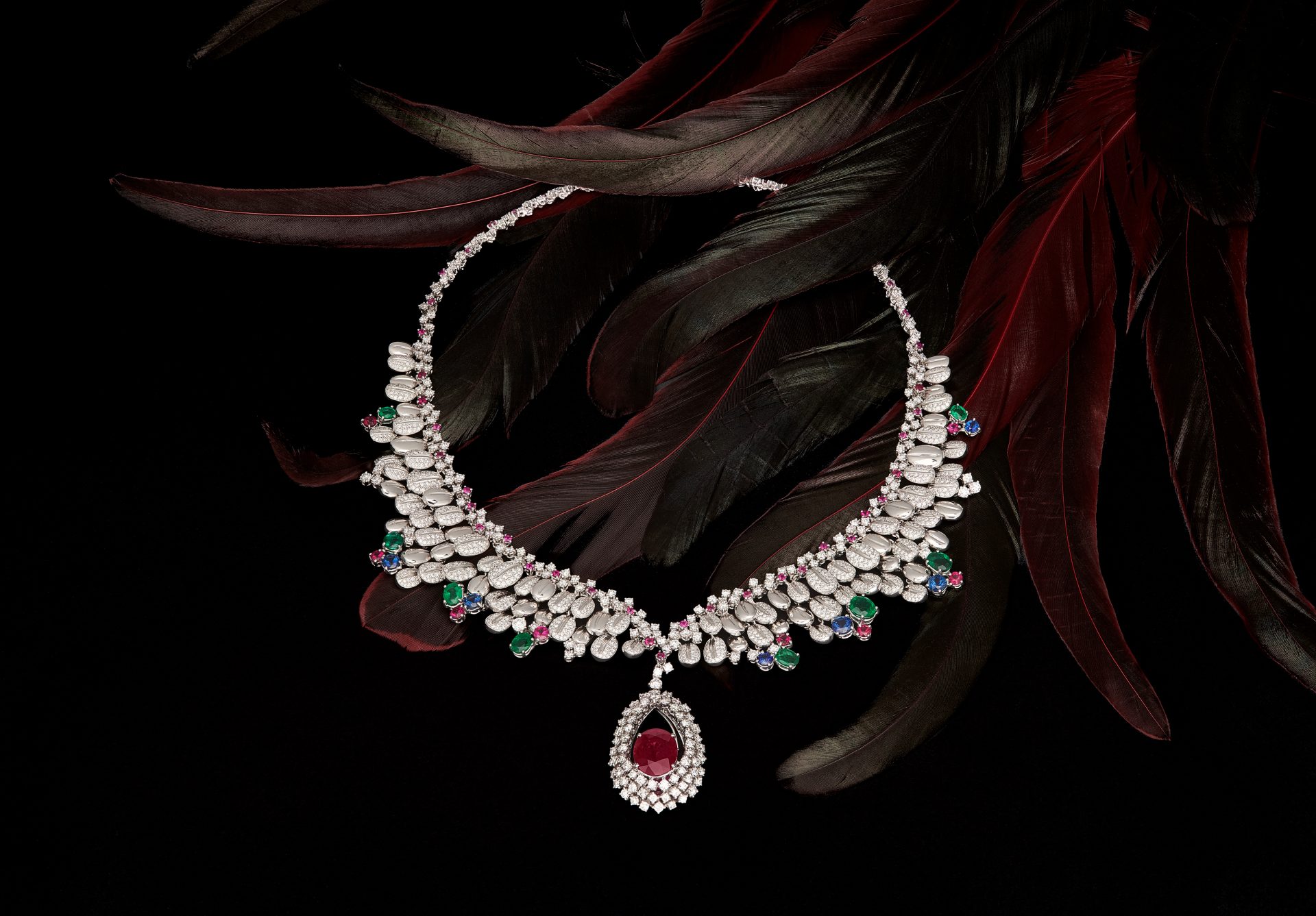 HJ_INNERPAGES_890x620px_