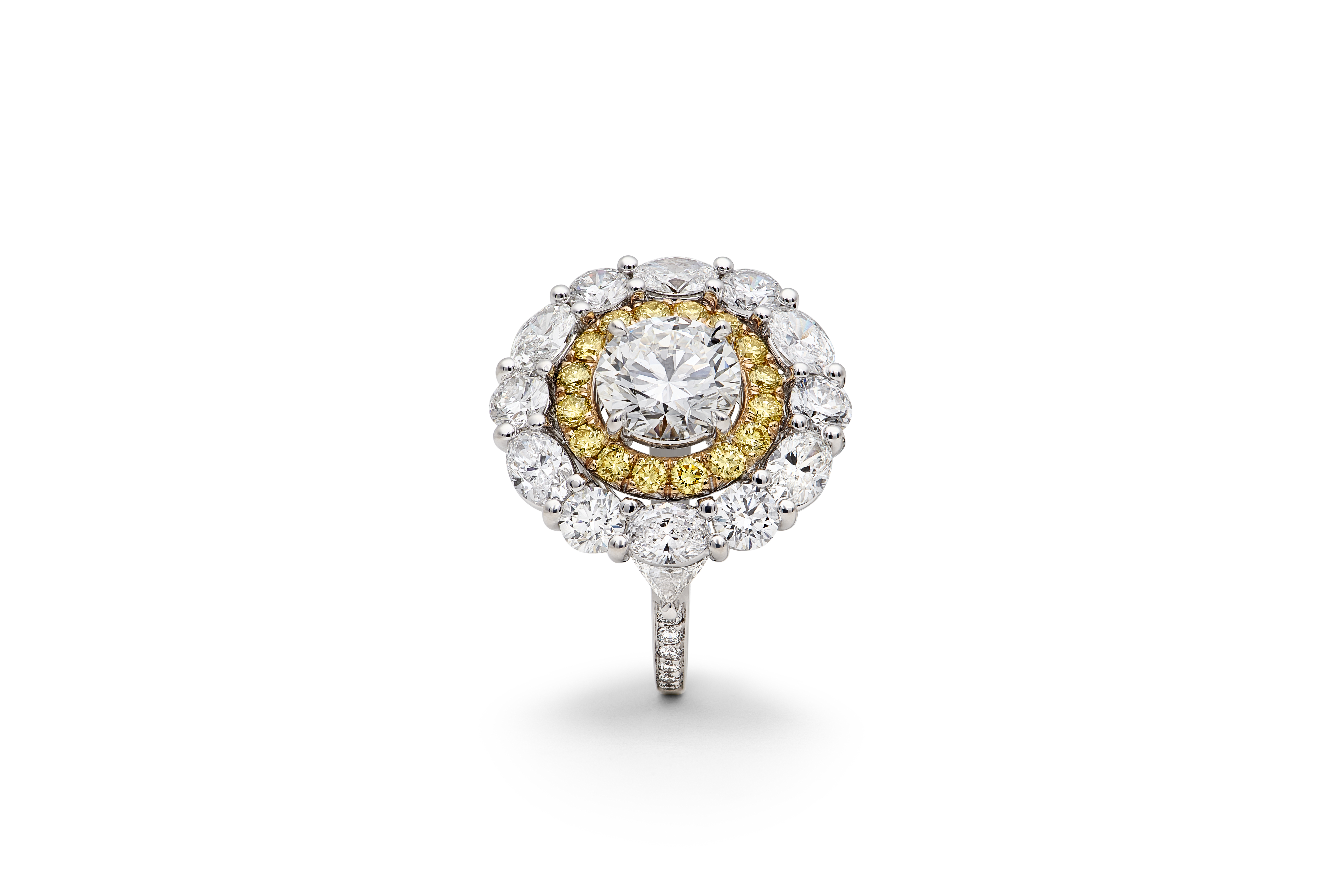 Whisers of a Muse Jaune Ring